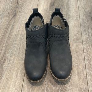 Billabong Take A Walks Booties